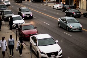 Hartford, CT - Police Report Injuries in Rte 15 Multi-Vehicle Wreck at Rte 2