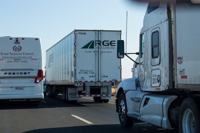 East Hartford, CT - Semi-Truck Accident on Rte 15 at Ex 90 Under Investigation