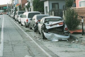 Glastonbury, CT - Two Drivers, GPD Officer Hurt in Car Crash on Hebron Ave at Hawthorne Mead