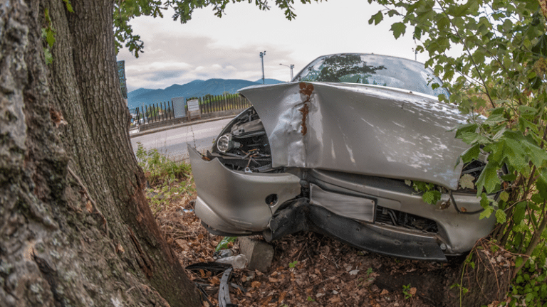 Hartford, CT - HPD Investigates Car Crash on I-84 at Spring St